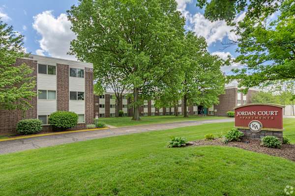 Jordan Court Apartments property